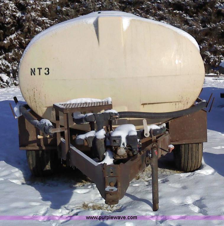 image for item 1853 Wylie 1,000 gallon nurse tank