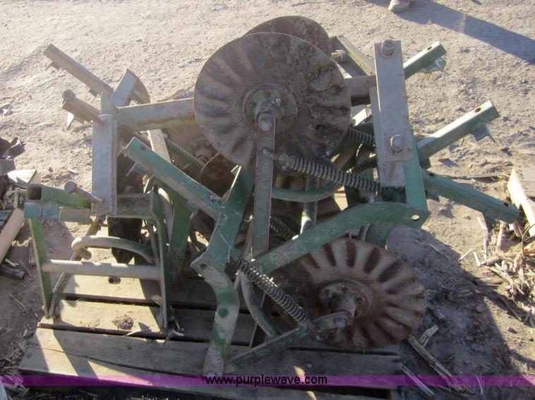 image for item 3030 1978 John Deere 7100 eight row planter