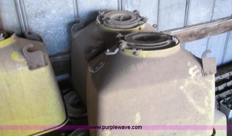 image for item 3030 1978 John Deere 7100 eight row planter