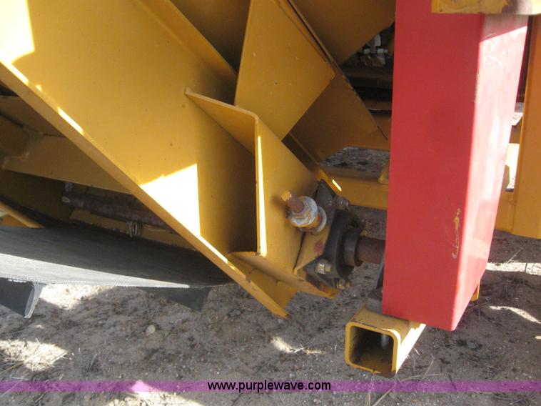 image for item 3141 HayBuster H1100 tilt tub grinder