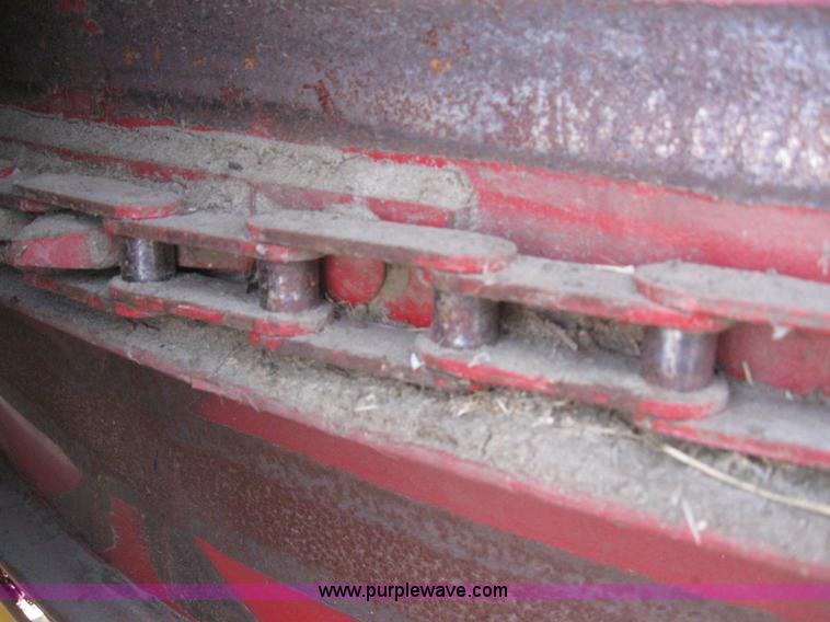 image for item 3141 HayBuster H1100 tilt tub grinder