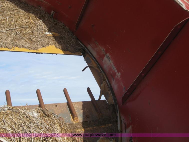 image for item 3141 HayBuster H1100 tilt tub grinder