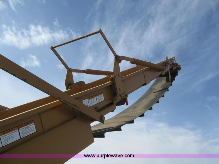 image for item 3141 HayBuster H1100 tilt tub grinder