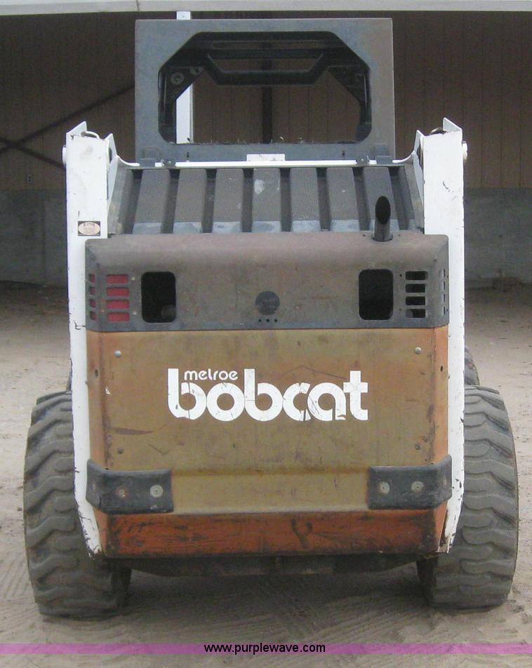 image for item 3145 Bobcat 853 skid steer