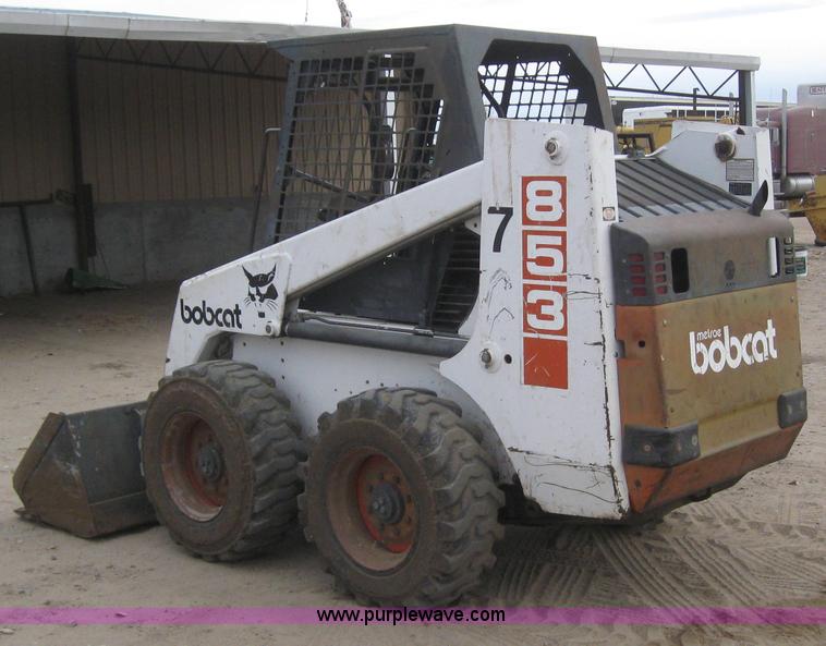 image for item 3145 Bobcat 853 skid steer