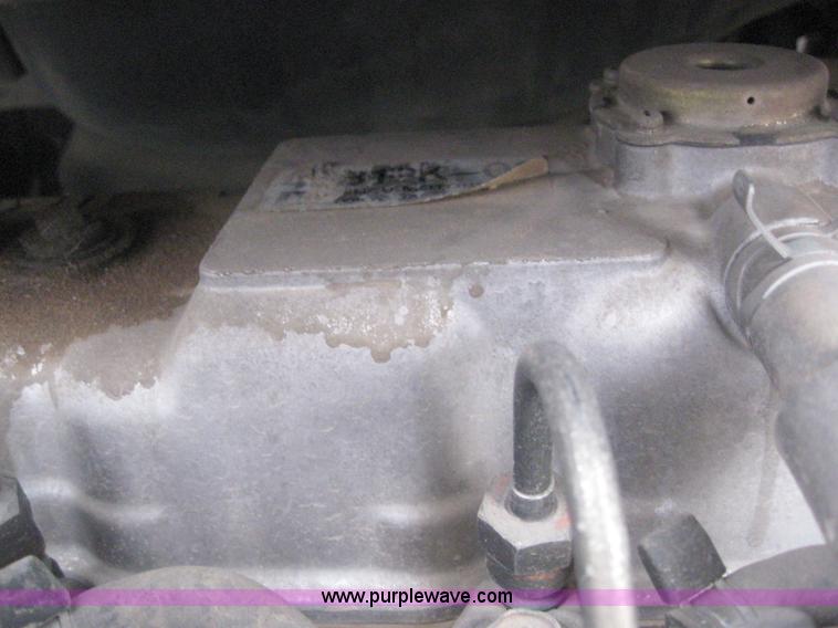 image for item 3145 Bobcat 853 skid steer