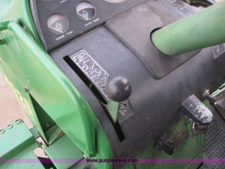 image for item 3147 1974 John Deere 4320 tractor