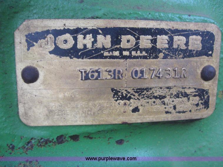 image for item 3147 1974 John Deere 4320 tractor