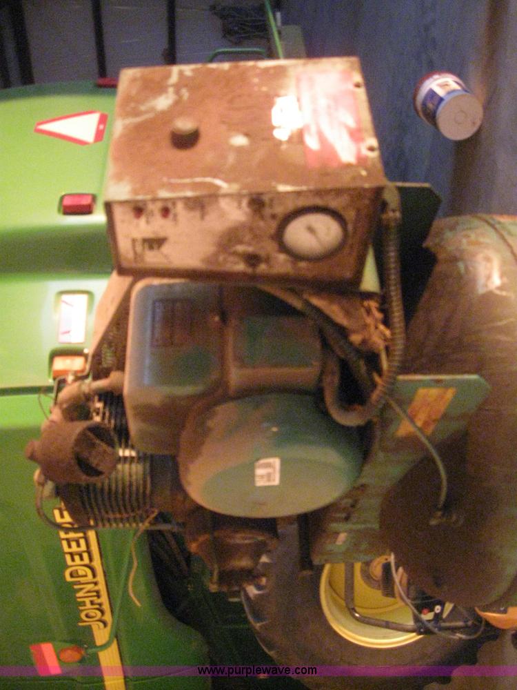 image for item 3148 Champion VR5-8UP air compressor