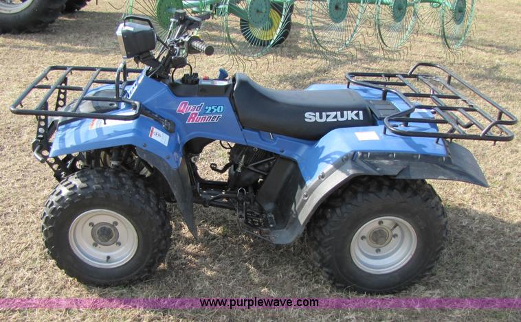 image for item 3516 1996 Suzuki quad runner 250 ATV
