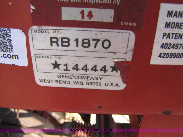 image for item 3518 1994 Gehl 1870 TDC round baler