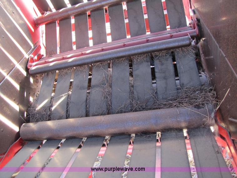 image for item 3518 1994 Gehl 1870 TDC round baler