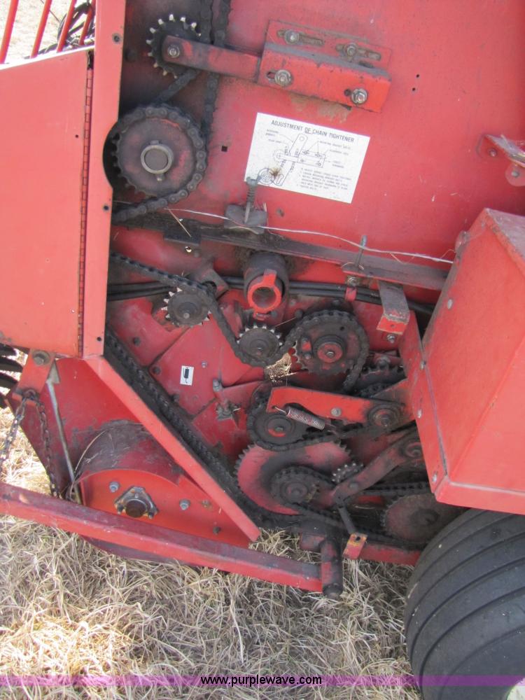 image for item 3518 1994 Gehl 1870 TDC round baler