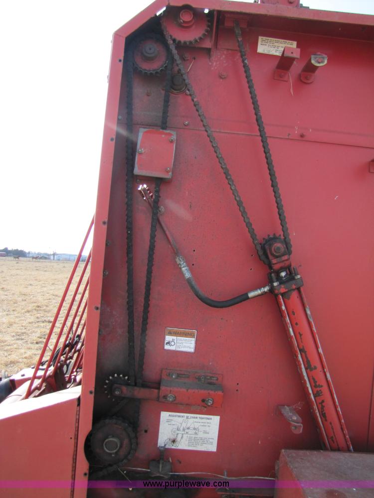 image for item 3518 1994 Gehl 1870 TDC round baler