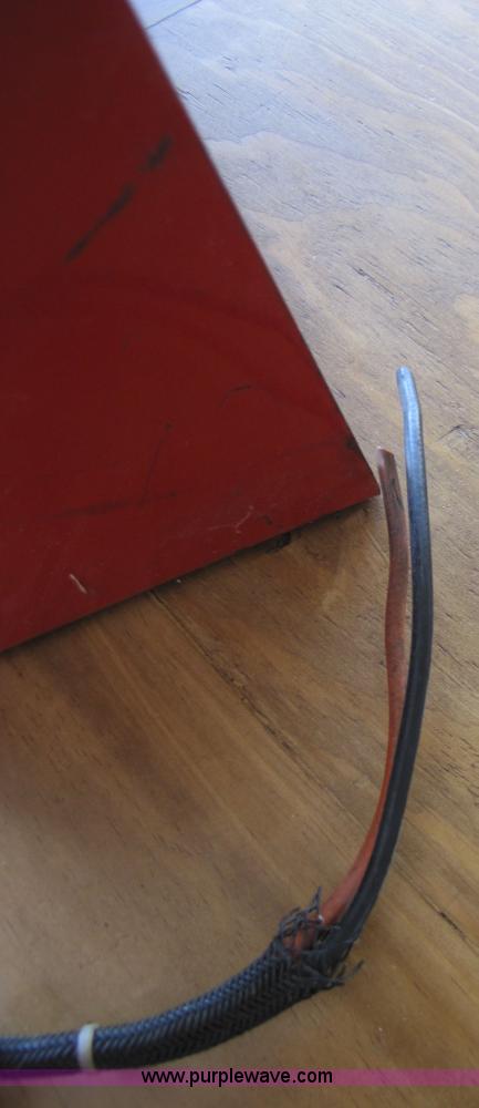 image for item 3518 1994 Gehl 1870 TDC round baler