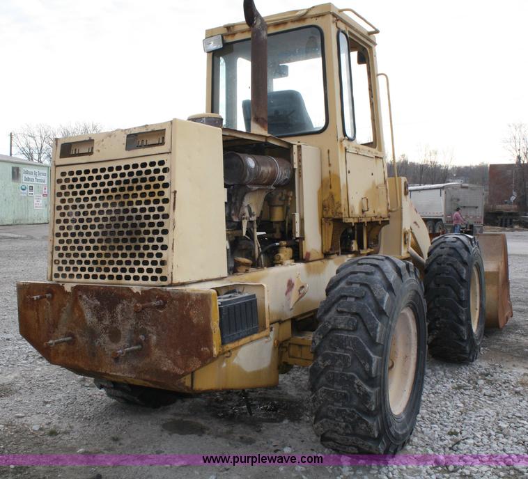 image for item 4921 1988 John Deere 444E wheel loader