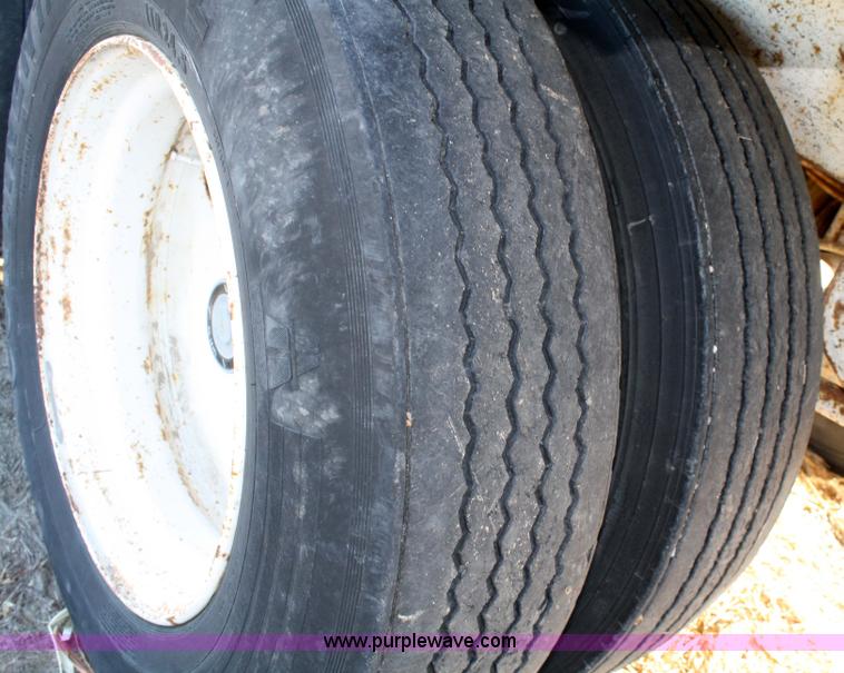 image for item 5002 1987 Timpte 42' grain trailer