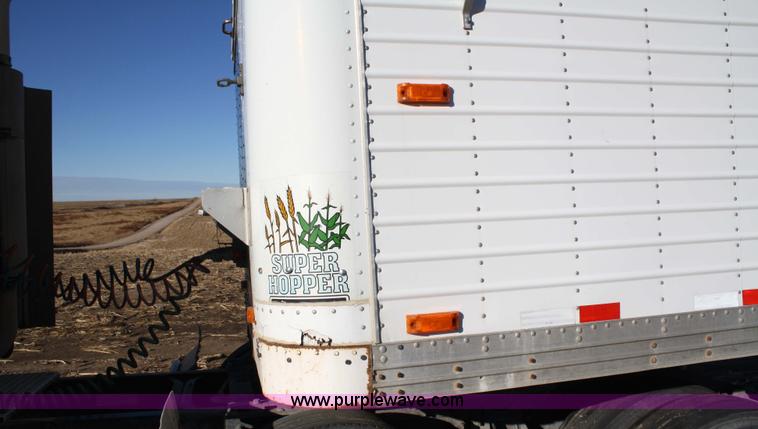 image for item 5002 1987 Timpte 42' grain trailer