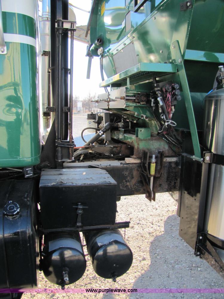 image for item 5310 1997 Loral Easy Rider 3000SS floater