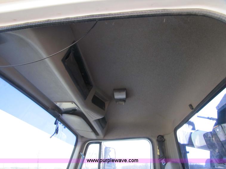 image for item 5310 1997 Loral Easy Rider 3000SS floater