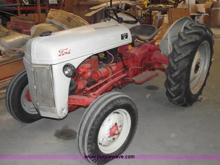 image for item 5507 Ford 8N tractor
