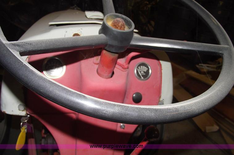 image for item 5507 Ford 8N tractor