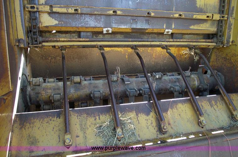 image for item 5510 Vermeer BB256 mulcher bale processor