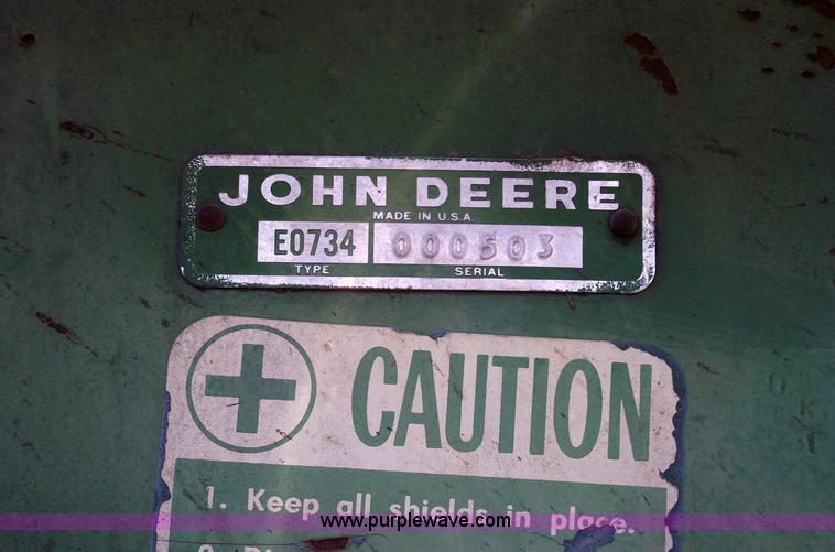 image for item 5512 John Deere 734 high cycle sprayer