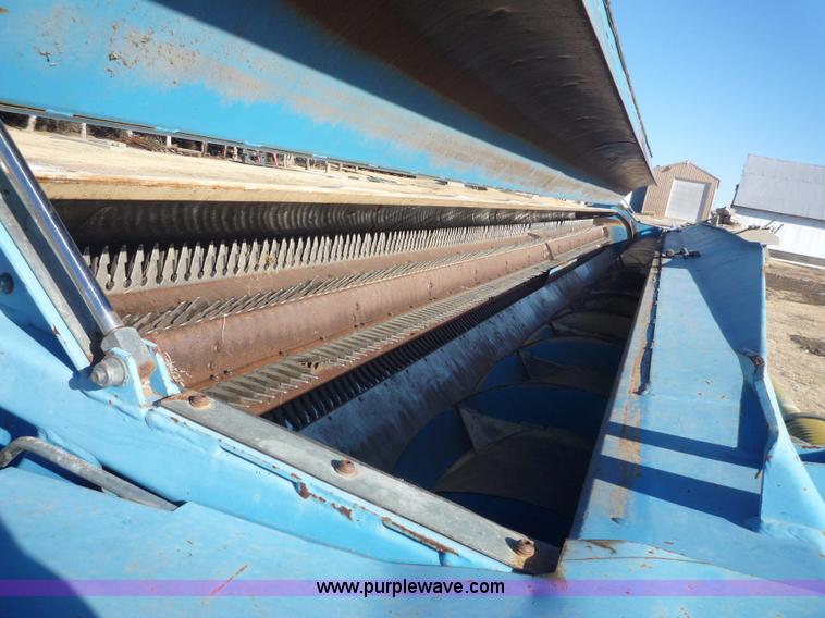 image for item 5611 1997 Shelbourne CX84 stripper header