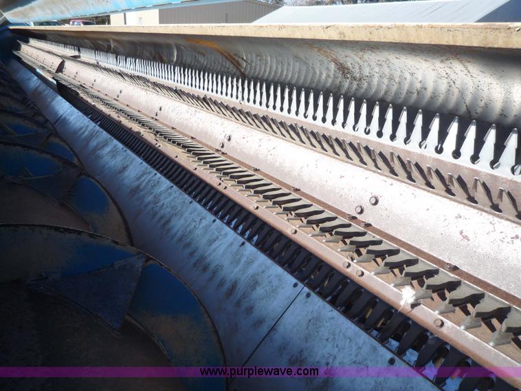 image for item 5611 1997 Shelbourne CX84 stripper header