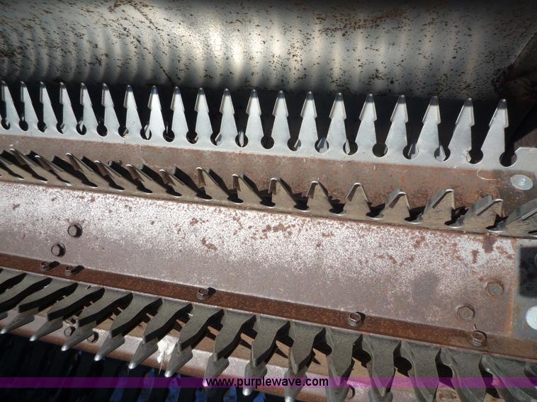 image for item 5611 1997 Shelbourne CX84 stripper header