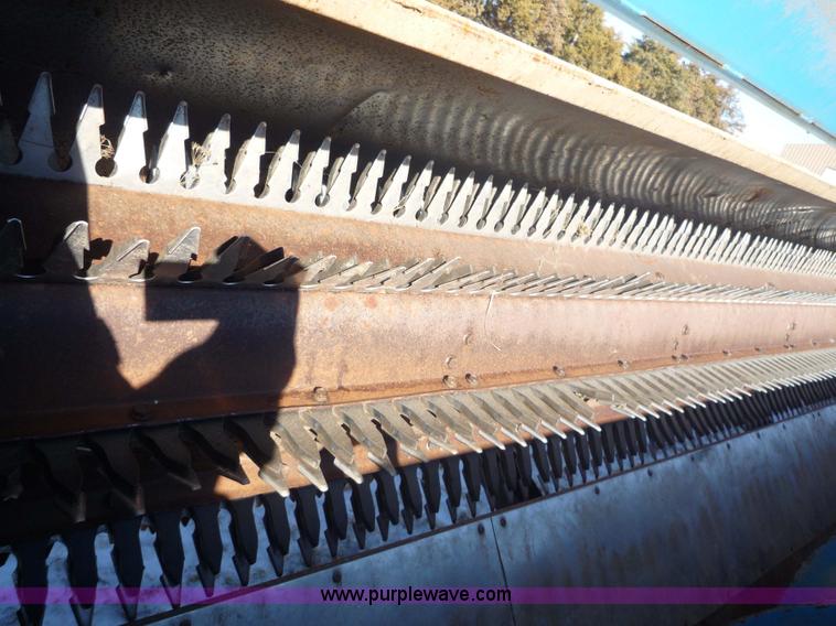 image for item 5611 1997 Shelbourne CX84 stripper header