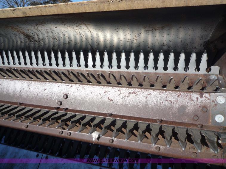 image for item 5611 1997 Shelbourne CX84 stripper header