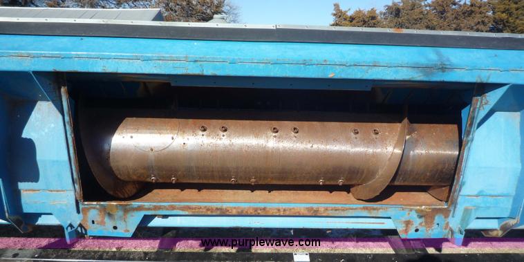 image for item 5611 1997 Shelbourne CX84 stripper header