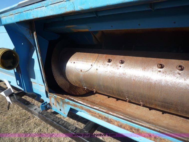 image for item 5611 1997 Shelbourne CX84 stripper header