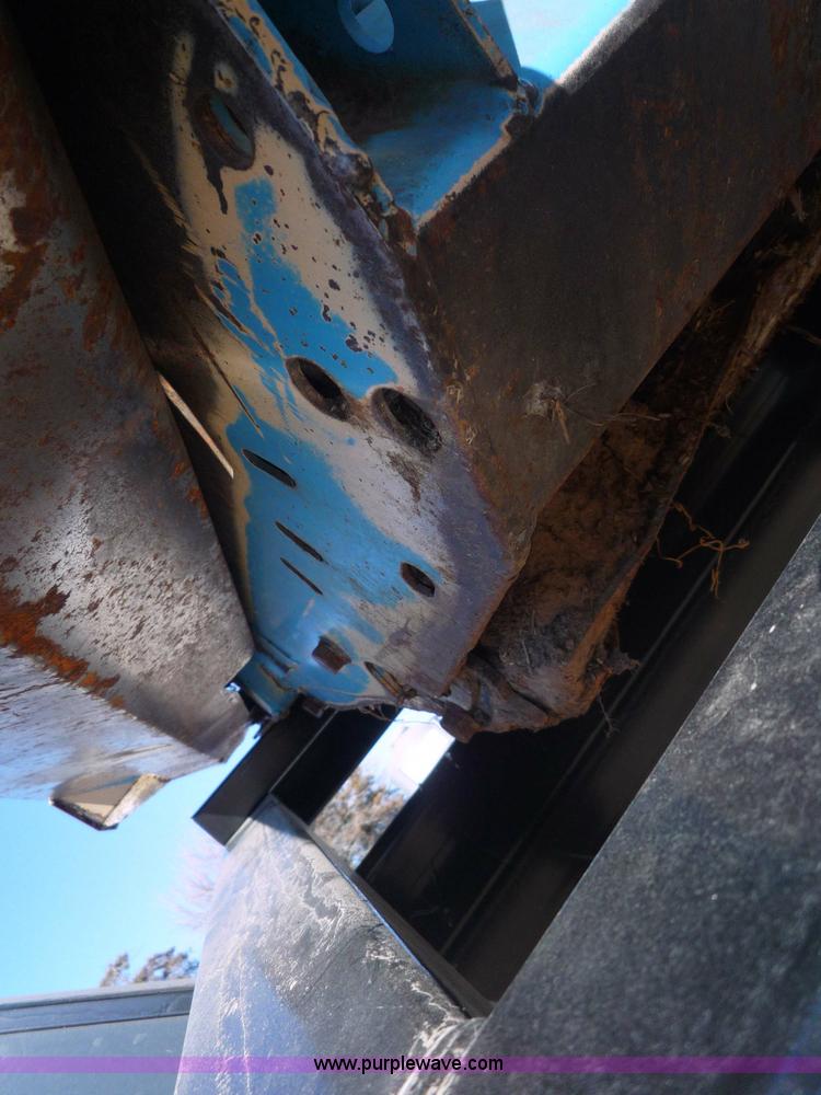 image for item 5611 1997 Shelbourne CX84 stripper header