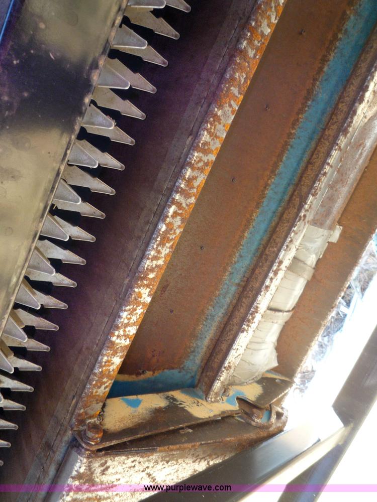 image for item 5611 1997 Shelbourne CX84 stripper header