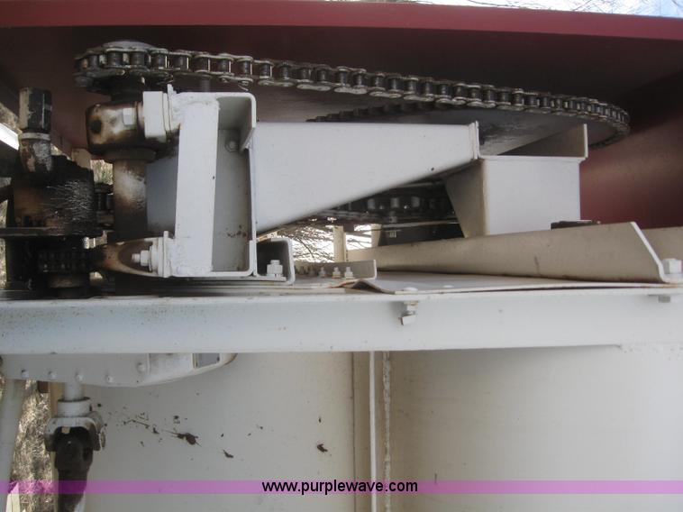 image for item 6253 1991 Chevrolet Kodiak feed truck