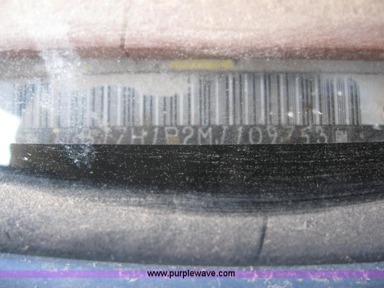 image for item 6253 1991 Chevrolet Kodiak feed truck