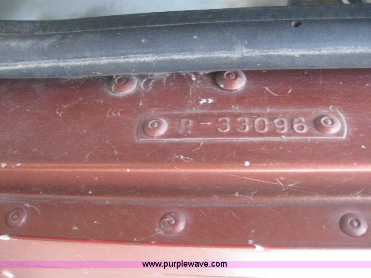 image for item 6294 1982 International COF9670 semi truck