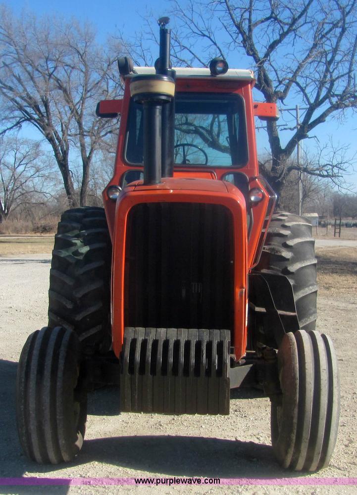 image for item 6815 1981 Allis Chalmers 7045 cab tractor