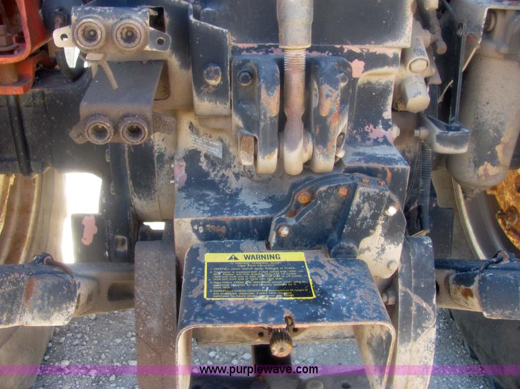 image for item 6815 1981 Allis Chalmers 7045 cab tractor