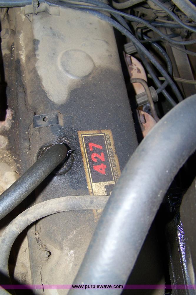 image for item 7402 1983 Chevrolet Kodiak C7D042 winch pole truck