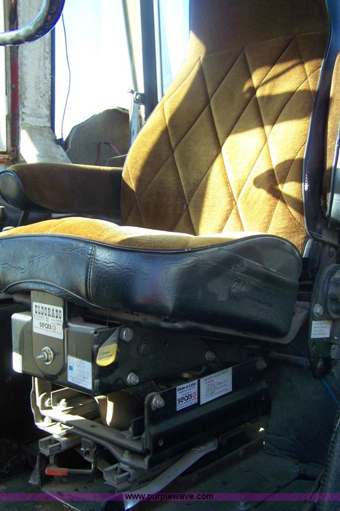 image for item 7407 Case Agri King 1370 tractor