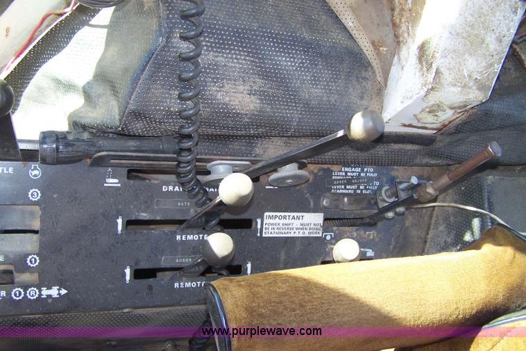 image for item 7407 Case Agri King 1370 tractor