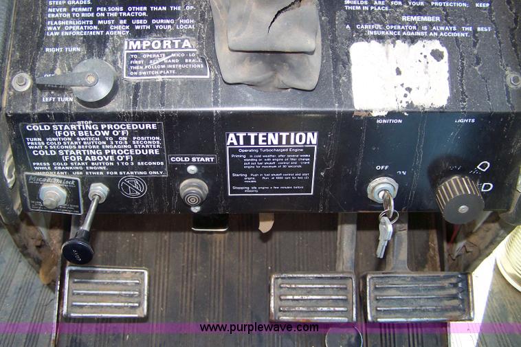 image for item 7407 Case Agri King 1370 tractor