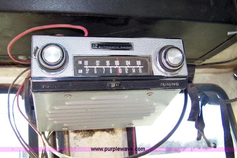 image for item 7407 Case Agri King 1370 tractor