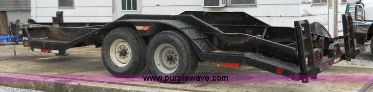 image for item 7775 1995 Felling tandem axle trailer
