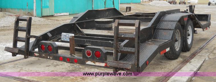 image for item 7775 1995 Felling tandem axle trailer