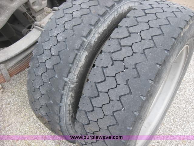 image for item 1763 2000 Ford F450 XL Super Duty cab and chassis